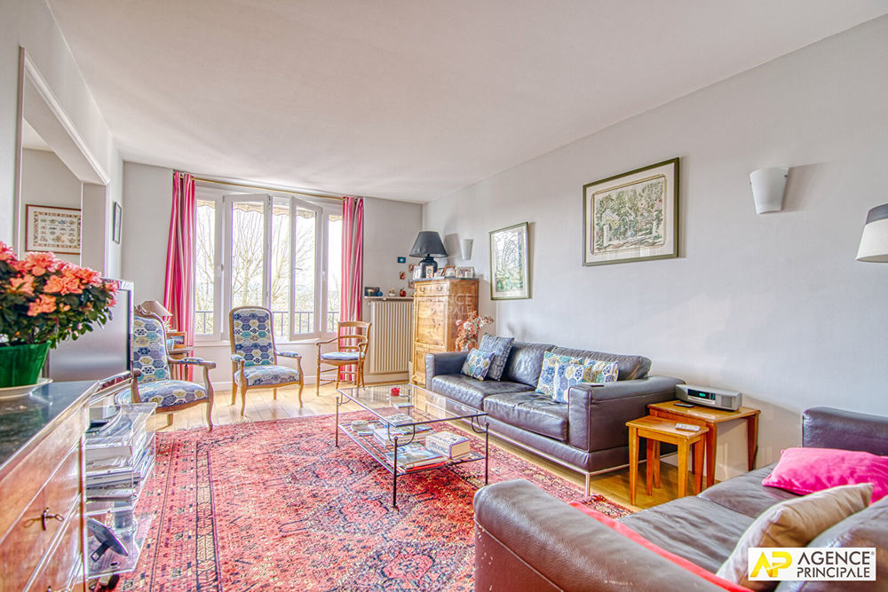 � vendre  Appartement Versailles (78000)