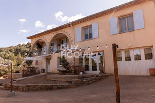  Maison � vendre 4 pi�ces 275 m�