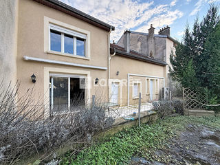  Maison � vendre 8 pi�ces 204 m�