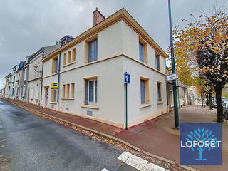  Immeuble � vendre 8 pi�ces 174 m�