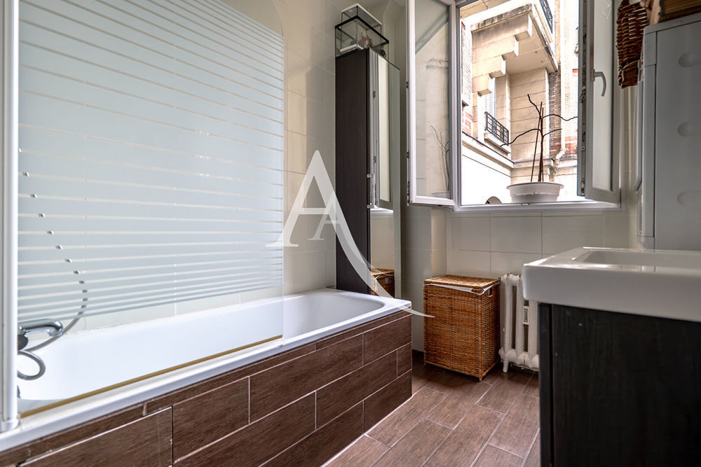 � vendre  Appartement Paris 11