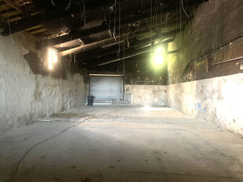 Local commercial Carpentras 1 pièce(s) 370 m2 265000 84200 Carpentras