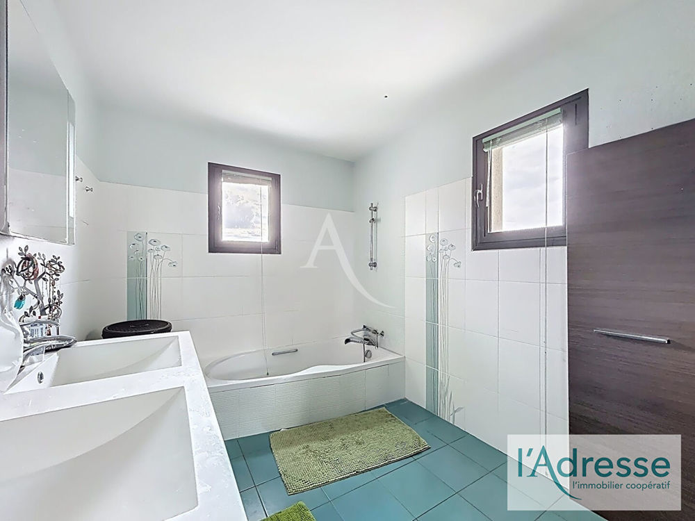 � vendre  Maison Castelginest (31780)