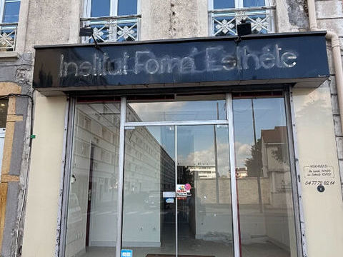 LE COTEAU - Local commercial de 40 m&sup2; 495 42120 Le coteau