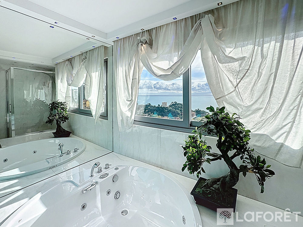 � vendre  Maison Roquebrune-Cap-Martin (06190)