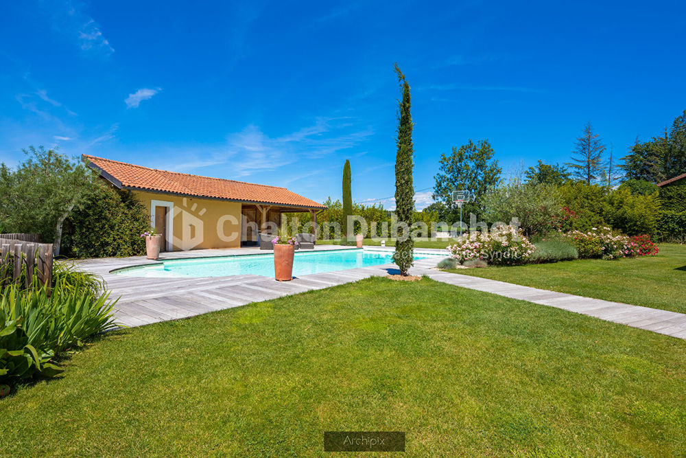 � vendre  Villa Perreux (42120)