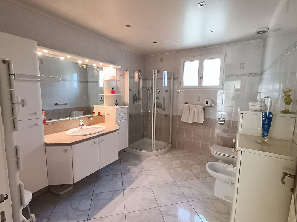 � vendre  Maison Six-Fours-les-Plages (83140)