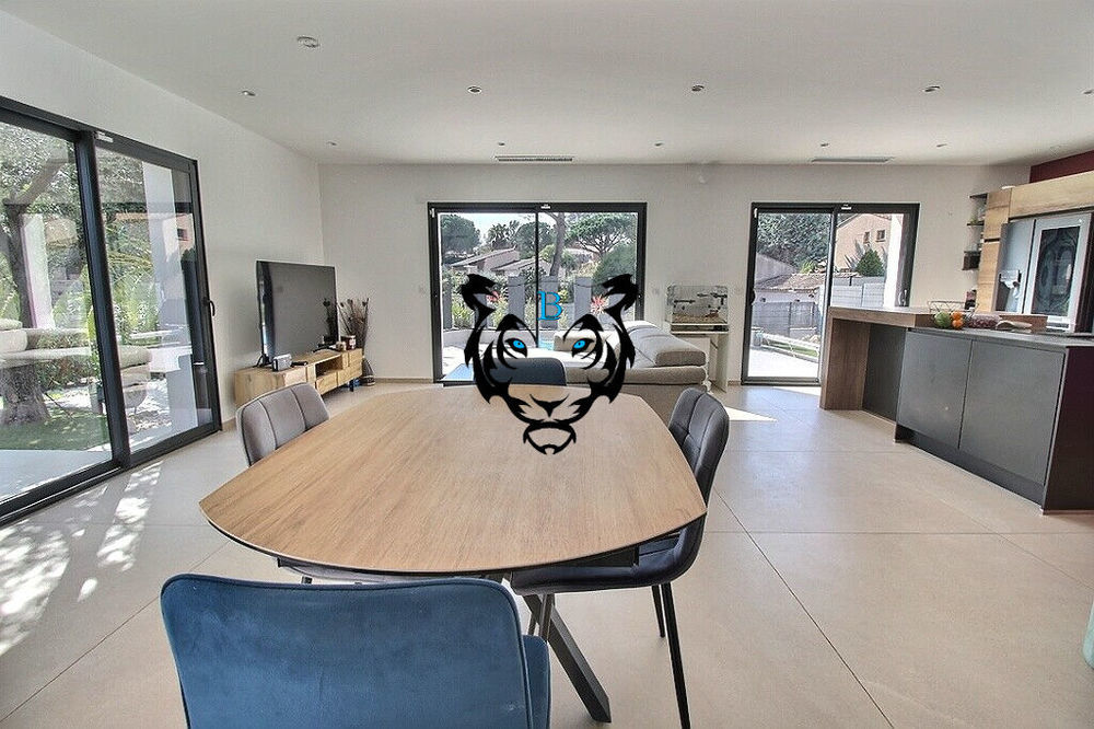 � vendre  Maison Roquebrune-sur-Argens (83520)