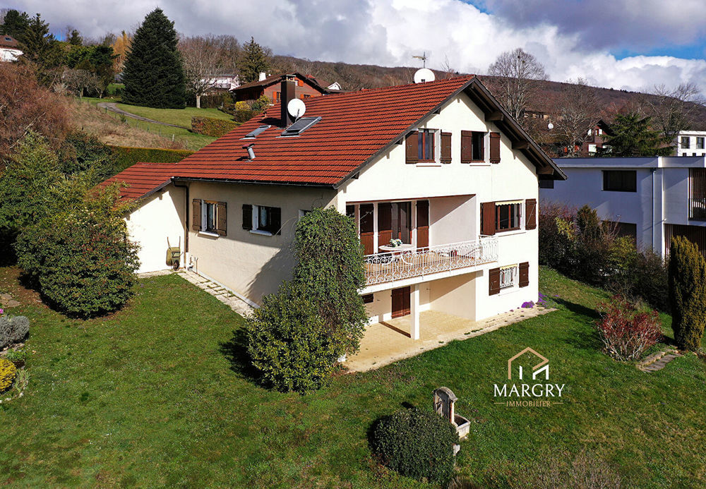 � vendre  Maison Grilly (01220)