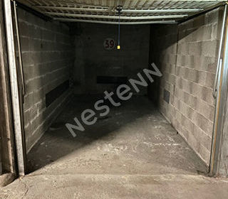  Parking / Garage � louer 