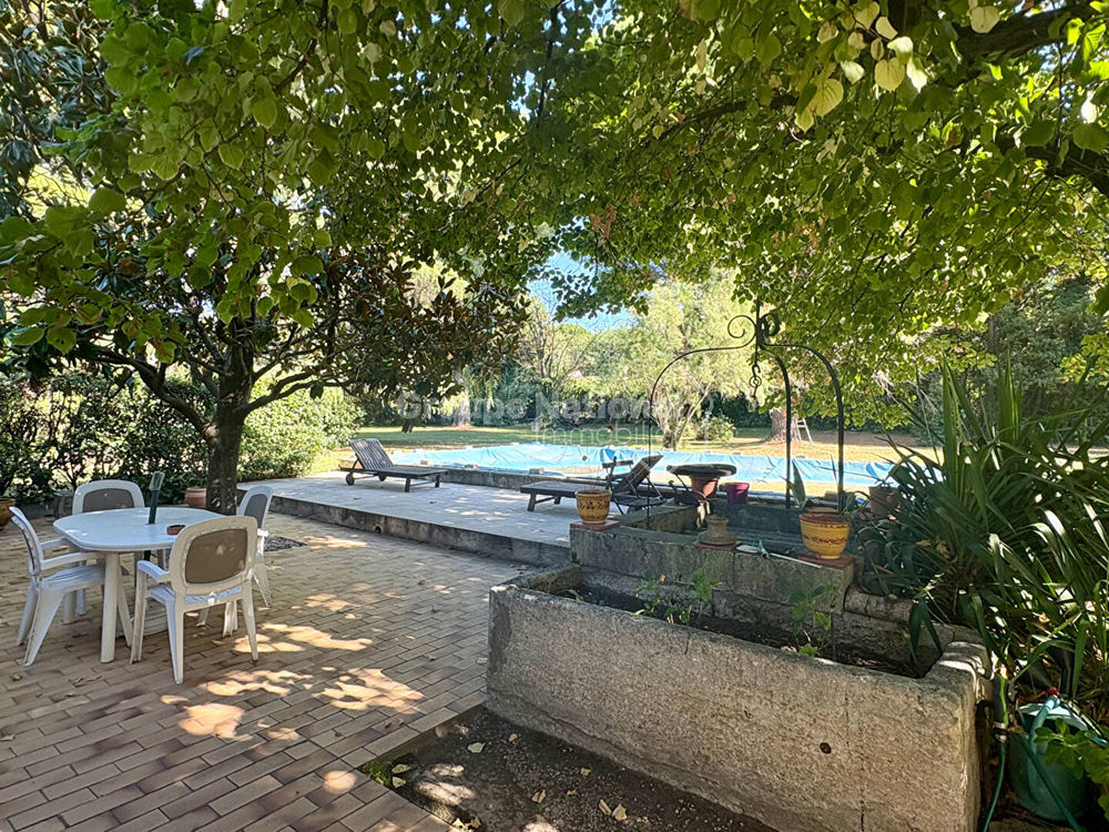 � vendre  Maison Arles (13200)