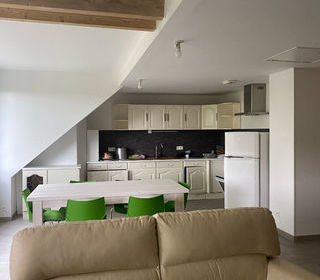  Appartement � louer 4 pi�ces 79 m�