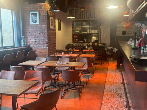 AVIGNON CENTRE VILLE -FONDS DE COMMERCE BAR A BIERE, RESTAURANT 310000 84000 Avignon