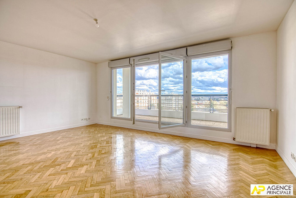 � vendre  Appartement Versailles (78000)
