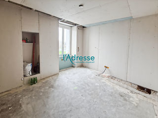  Immeuble � vendre 10 pi�ces 140 m�