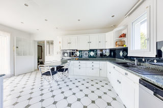  Maison � louer 6 pi�ces 162 m�