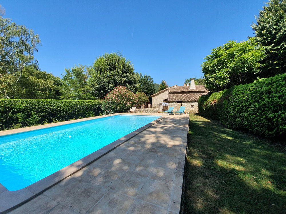 � vendre  Maison Savasse (26740)