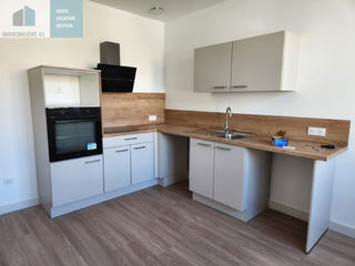  Appartement � louer 4 pi�ces 96 m�