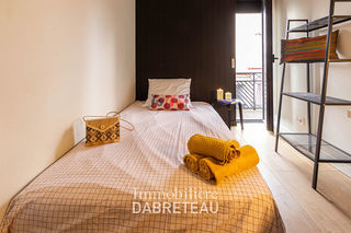  Appartement � louer 9 pi�ces 150 m�