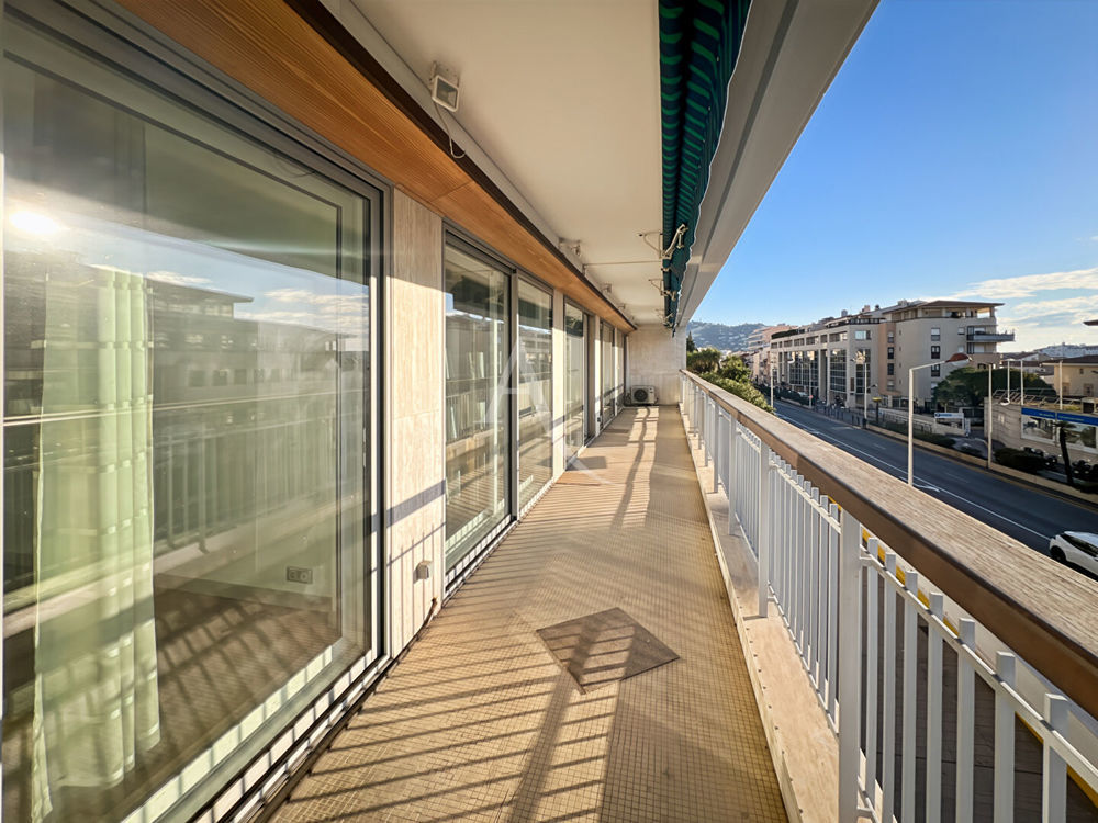 � vendre  Appartement Cannes (06400)