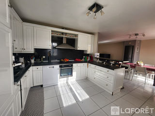  Maison � vendre 7 pi�ces 165 m�