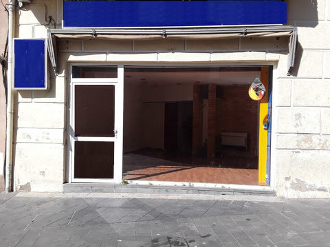 Local commercial centre ville Agde proche Promenade 300 34300 Agde
