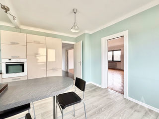  Appartement � vendre 5 pi�ces 131 m�