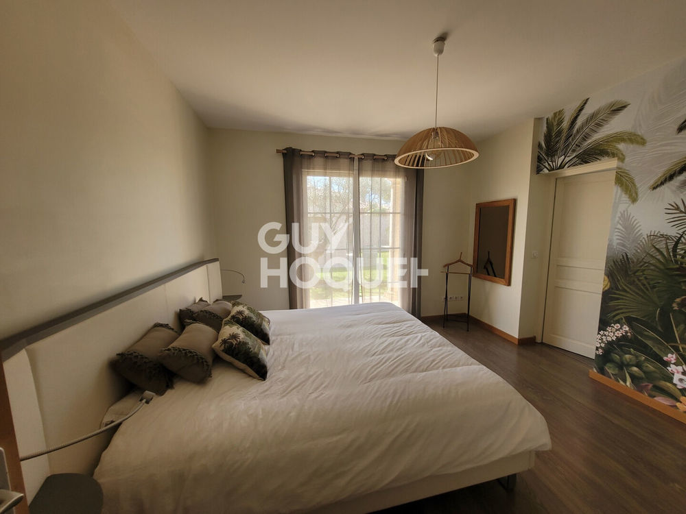 � vendre  Maison M�ze (34140)