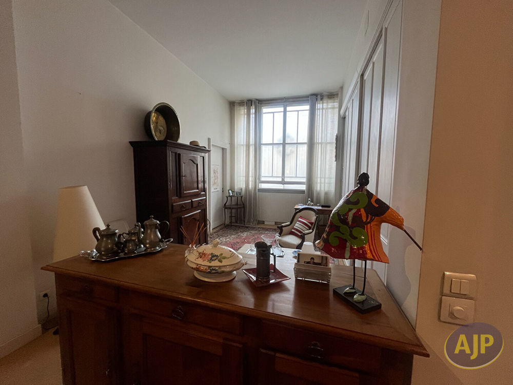 � vendre  Appartement Bordeaux (33000)