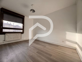  Appartement � louer 4 pi�ces 87 m�