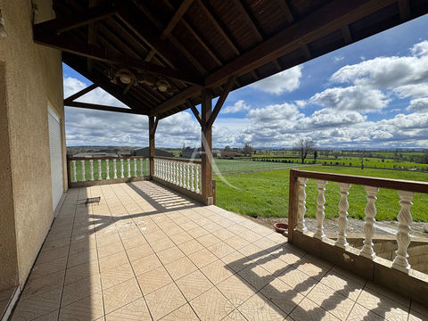   VALENCE D'ALBIGEOIS. Maison de +/- 115 m� Maison - 4 pi�ce(s) - 116 m�