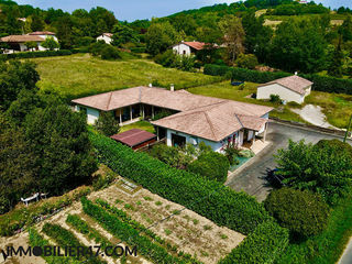  Maison � vendre 12 pi�ces 250 m�