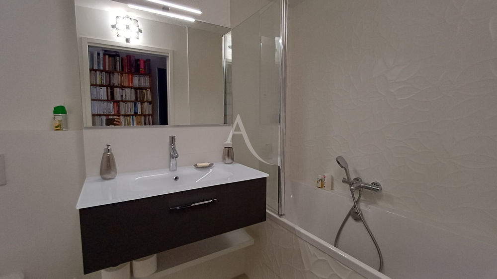 � vendre  Appartement S�te (34200)