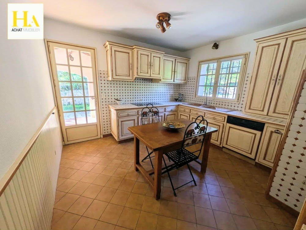 � vendre  Maison Grasse (06130)