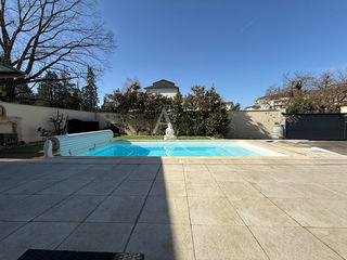  Maison � vendre 10 pi�ces 265 m�