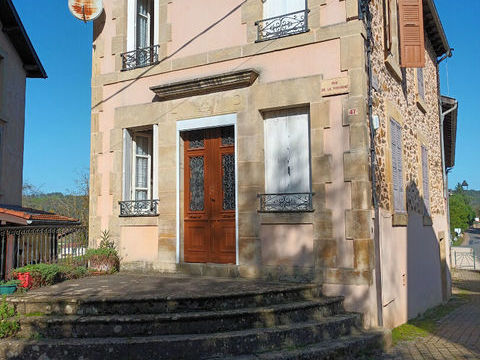   Vall�e du Lot- Ensemble immobilier 2 Maisons avec grange en pierre. Maison - 7 pi�ce(s) - 160 m�