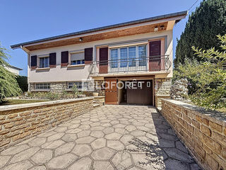  Maison � vendre 9 pi�ces 242 m�