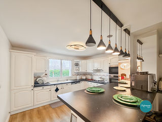  Maison � vendre 7 pi�ces 212 m�