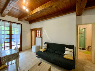  Immeuble � vendre 10 pi�ces 230 m�