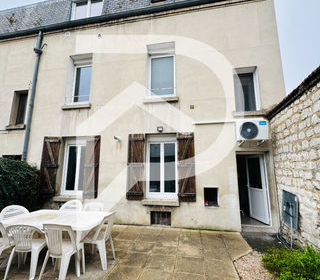  Immeuble � vendre 8 pi�ces 140 m�