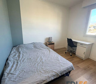  Appartement � vendre 5 pi�ces 93 m�