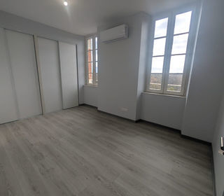  Appartement � louer 4 pi�ces 108 m�
