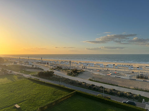   CALAIS PLAGE - Appartement 4 chambres - 114m2 Appartement - 5 pi�ce(s) - 114 m�