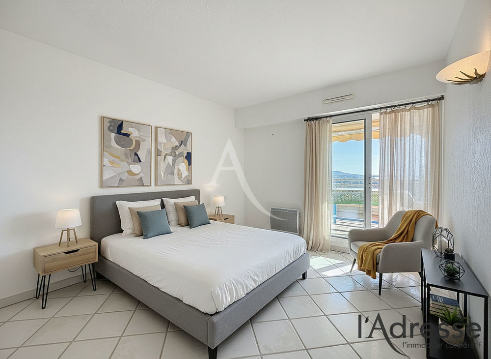 � vendre  Appartement Mandelieu-la-Napoule (06210)