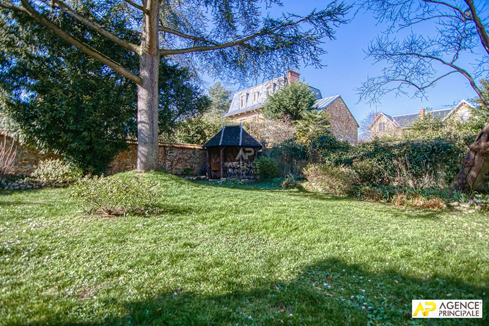 � vendre  Maison Versailles (78000)