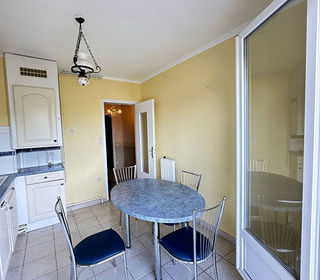  Appartement � vendre 5 pi�ces 77 m�