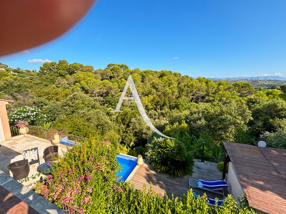 � vendre  Maison Antibes (06600)