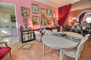  Maison � vendre 9 pi�ces 350 m�