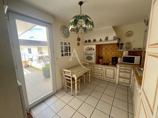  Appartement � louer 4 pi�ces 132 m�