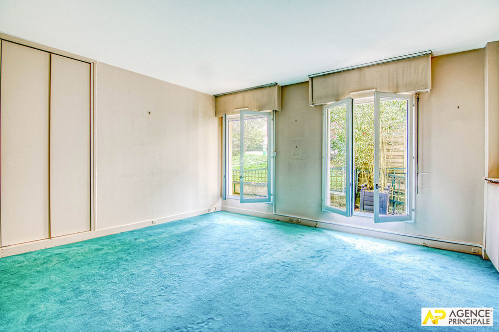 � vendre  Appartement Versailles (78000)